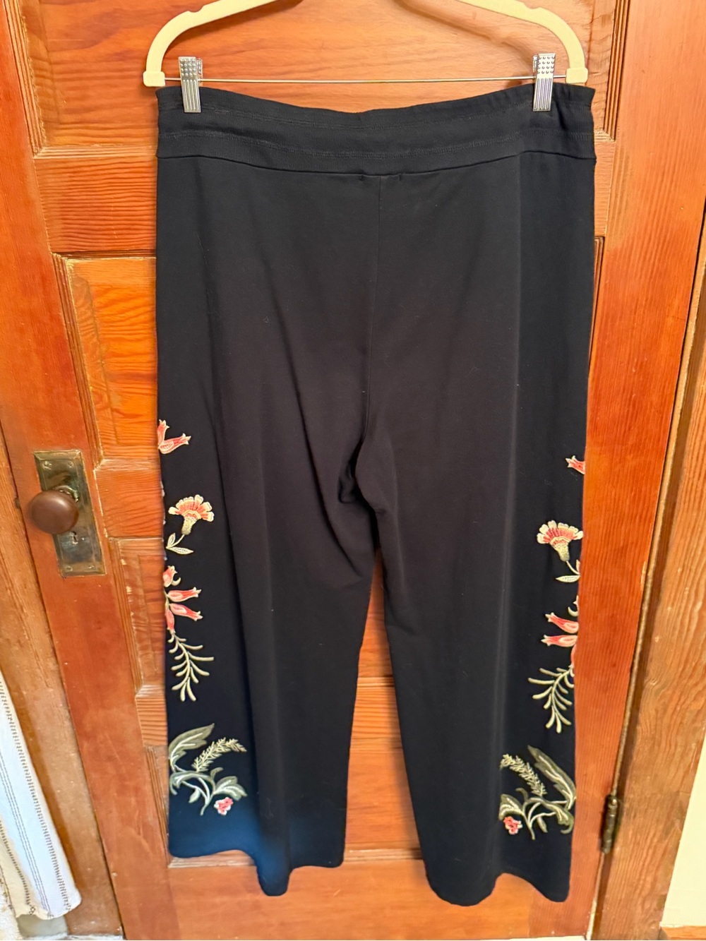JOHNNY WAS Julianna Placement Floral Embroidered Knit Wide Leg Pants - Picture 5 of 9